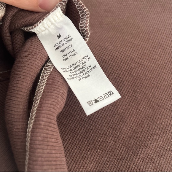 Garage Long Sleeve Brown Crop Top NWT - Picture 7 of 7